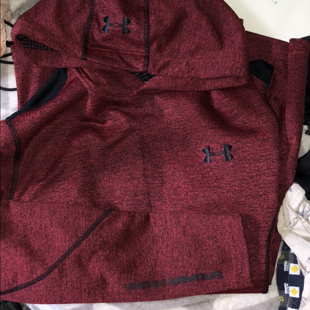 UNDER ARMOR | hooded long sleeve | cold gear